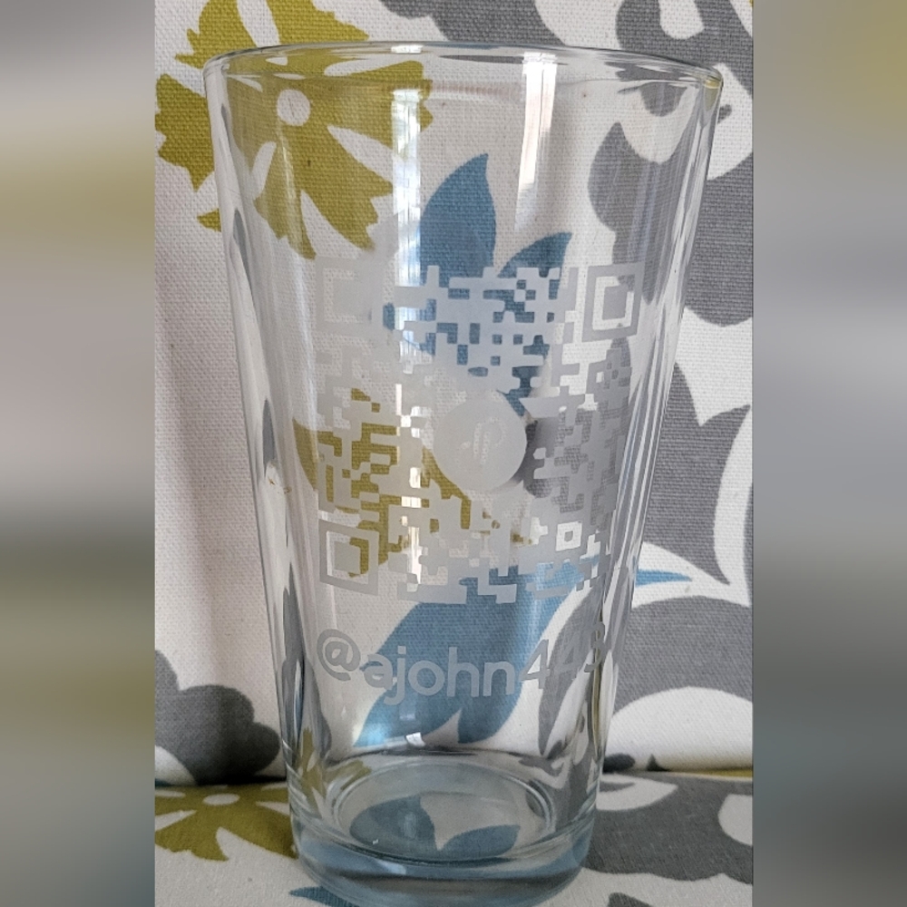 Personalized Etched Beer Glass - Picture 9 of 10